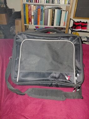 Black Men's Laptop Messenger Bag